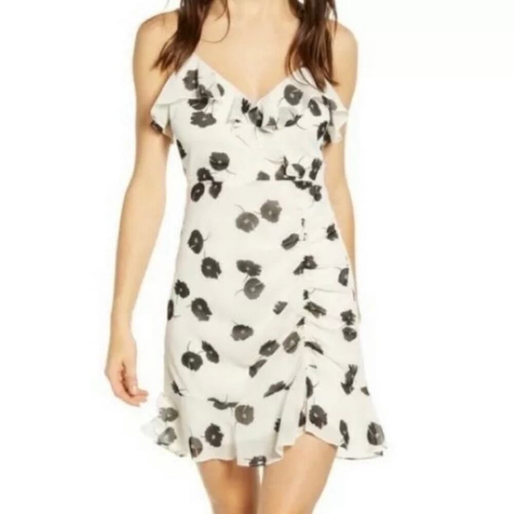 BOGO All In Favor Floral Dress Size L Nwot